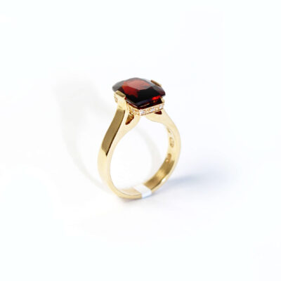 Elegant Garnet Dress Ring