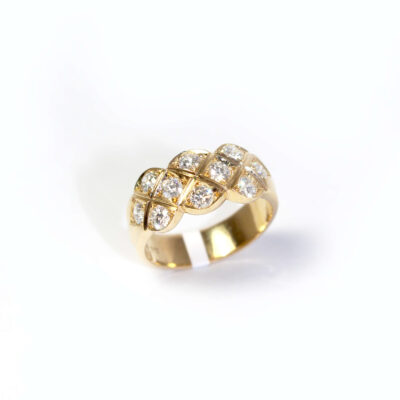 Quintessential Diamond Pineapple Ring