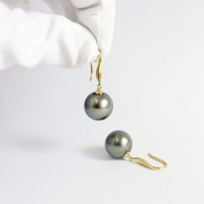 Classical Tahitian Pearl Earrings