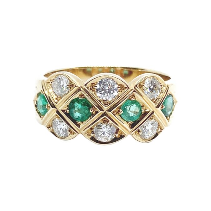 Quintessential Diamond and Emerald Pineapple Ring - Image 3