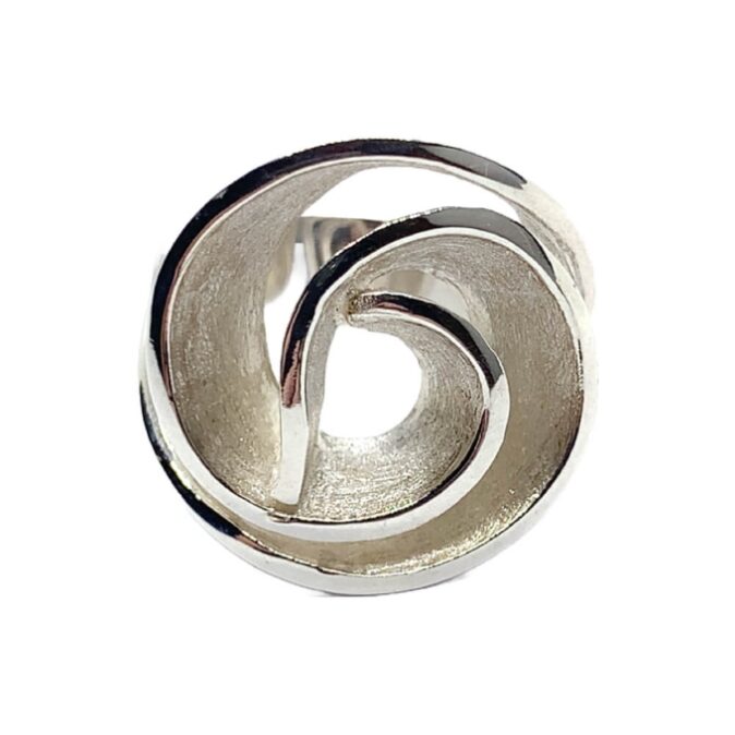Modern Chunky Swirl Ring - Image 2