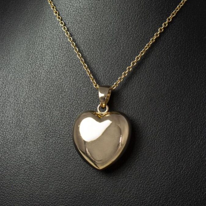 Classical Heart Pendant - Image 2