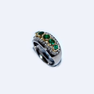 Modern Emerald Dress Ring