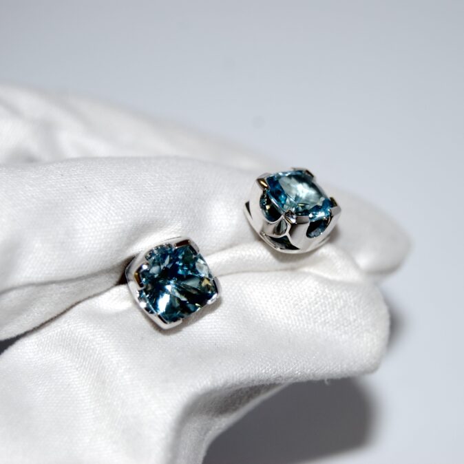 Stunning Handmade Aquamarine Stud Earrings - Image 2